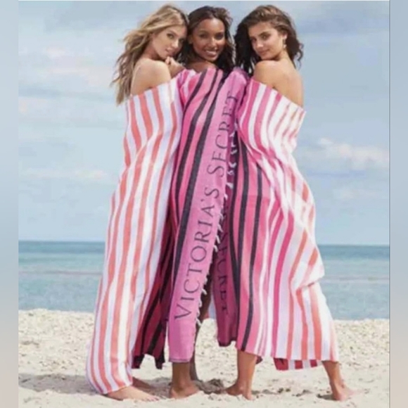 NWT Victoria's Secret Beach Blanket Striped Lightweight Throw - Picture 2 of 10